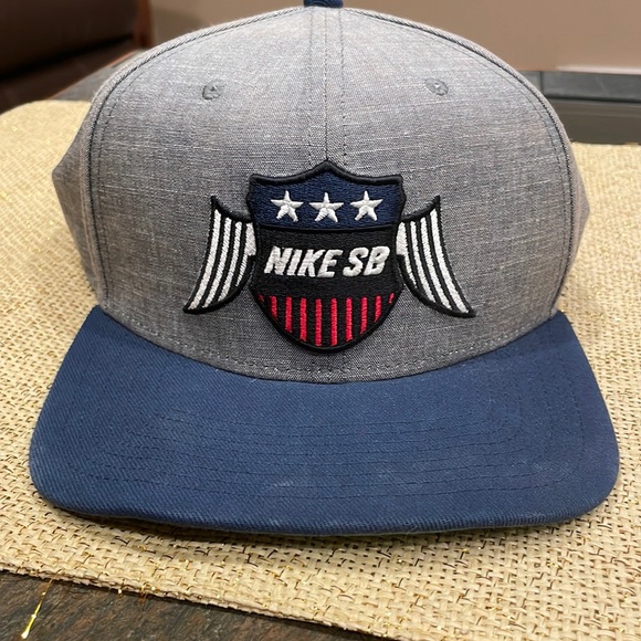 Nike Other - Nike SB Flight Snapback Hat